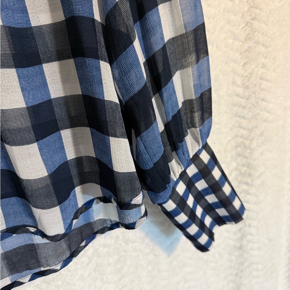 Scotch & Soda Navy and White Plaid Blouse. Size medium. So runway! Absolutely 🔥 - Picture 7 of 10